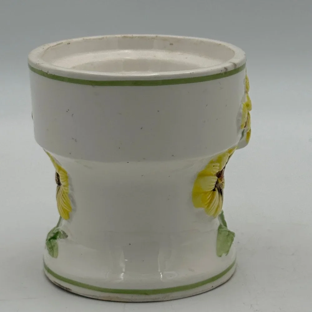 Vintage Ceramic Yellow Daisy Candle Holder Pedestal Taper Pillar Floral White